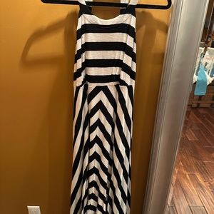Black and white backless midi dress